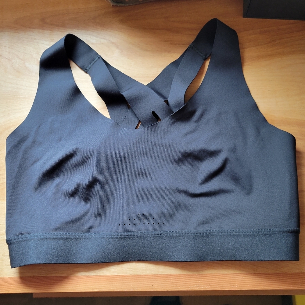 X-back sports bra - Picture 4 of 5